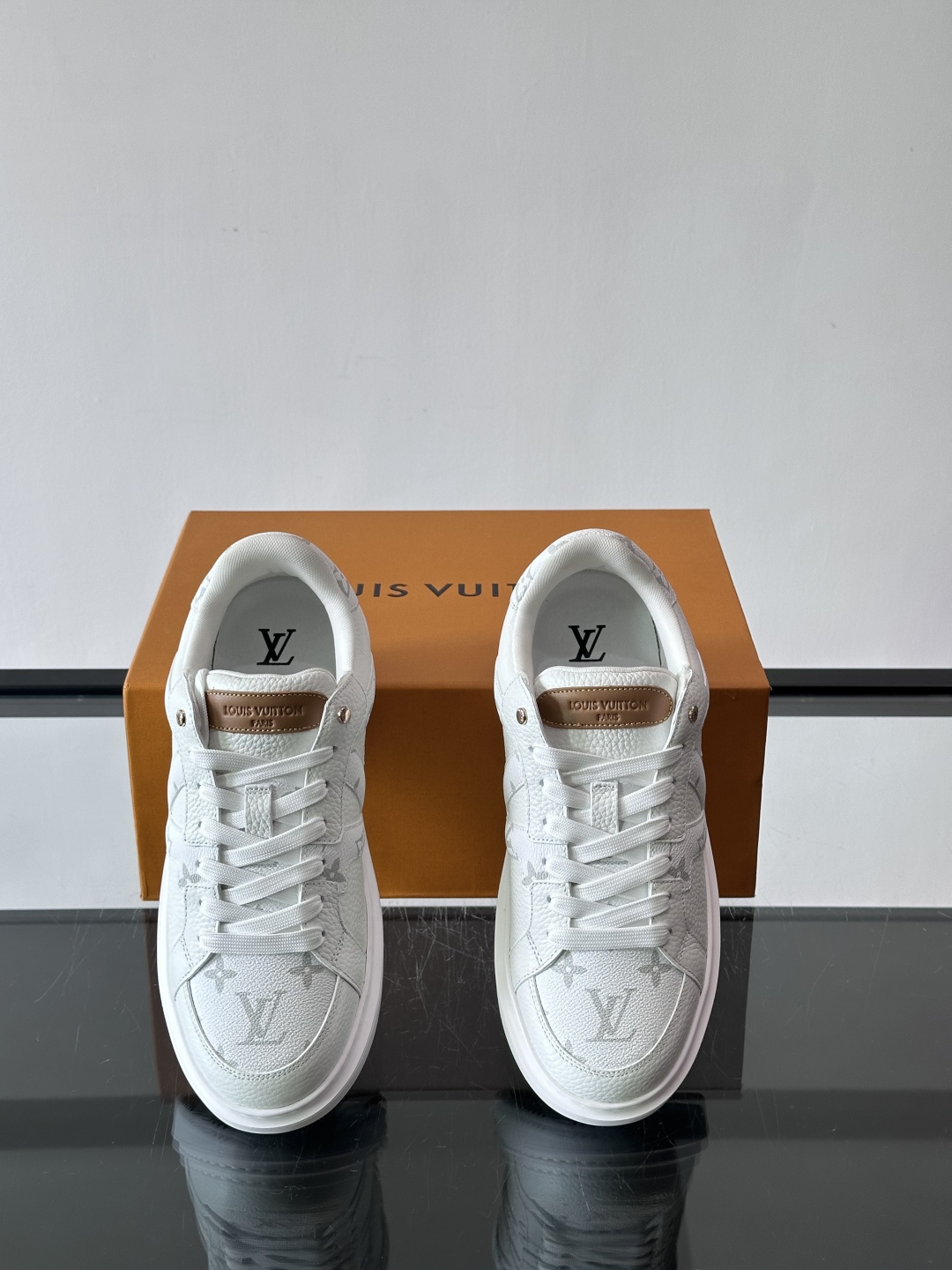 LV